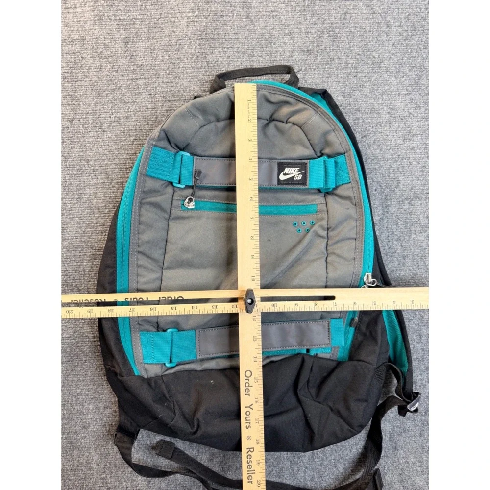 Nike SB Skateboard Backpack Grey Black Teal Streetwear Tactical Hiking Bag